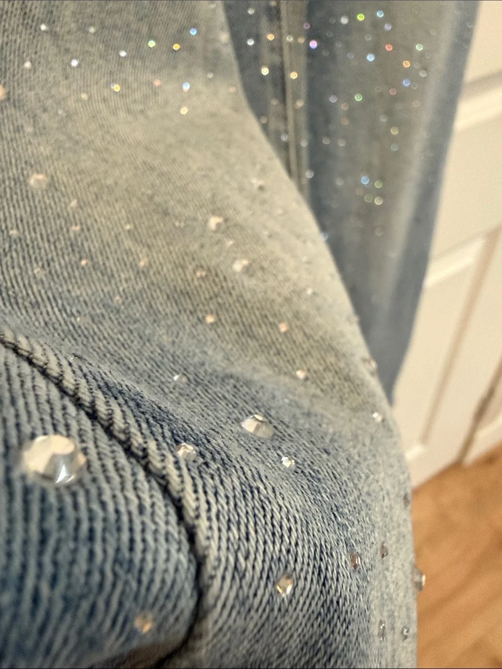 L/C  COLLECTION Light Wash Embellished Straight Jeans